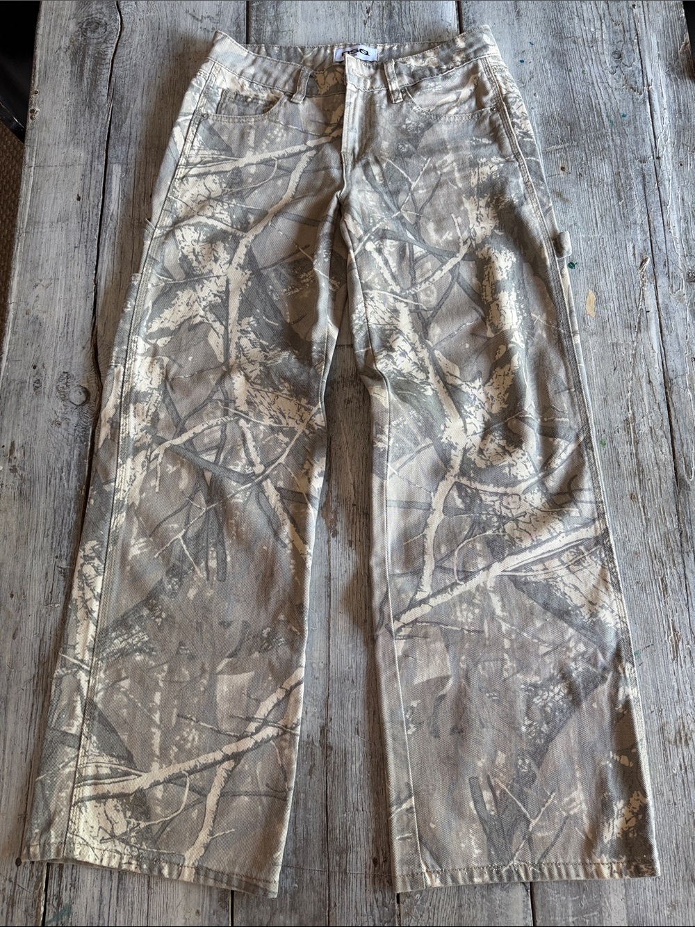 RSQ Women's Camo Print Wide-Leg low waist Jeans - Beige & Gray